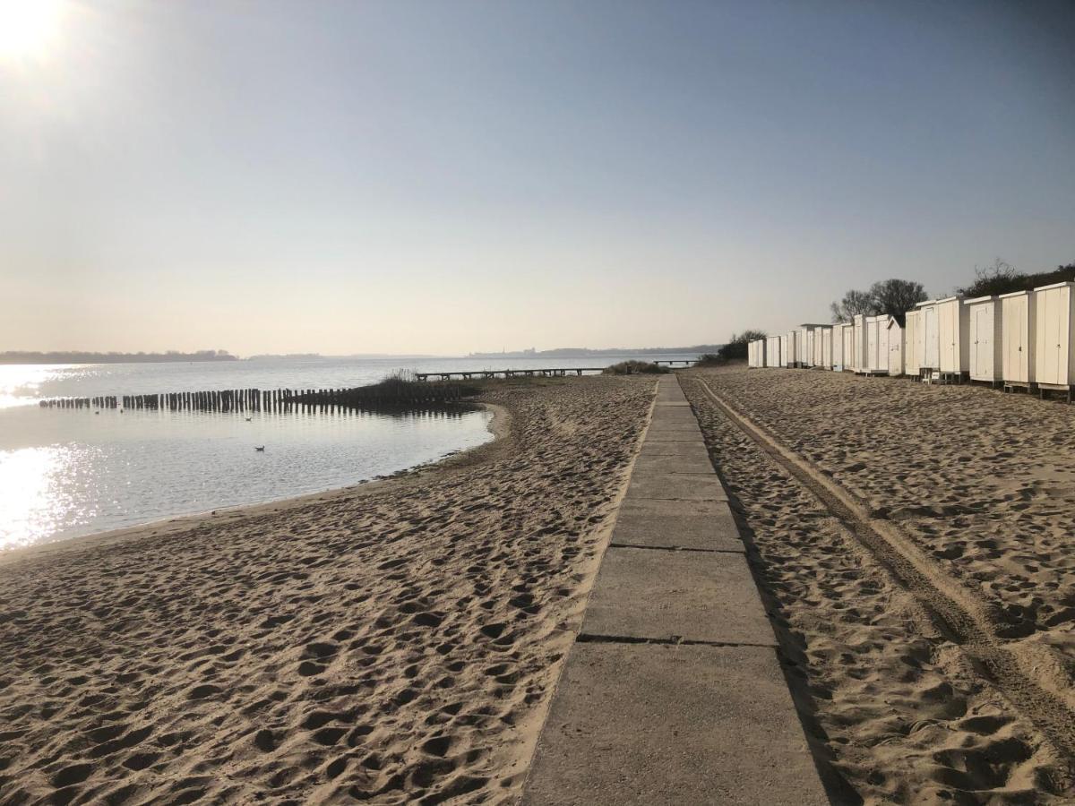Dorpsdijk 49, Vrouwenpolder Vakantie 외부 사진